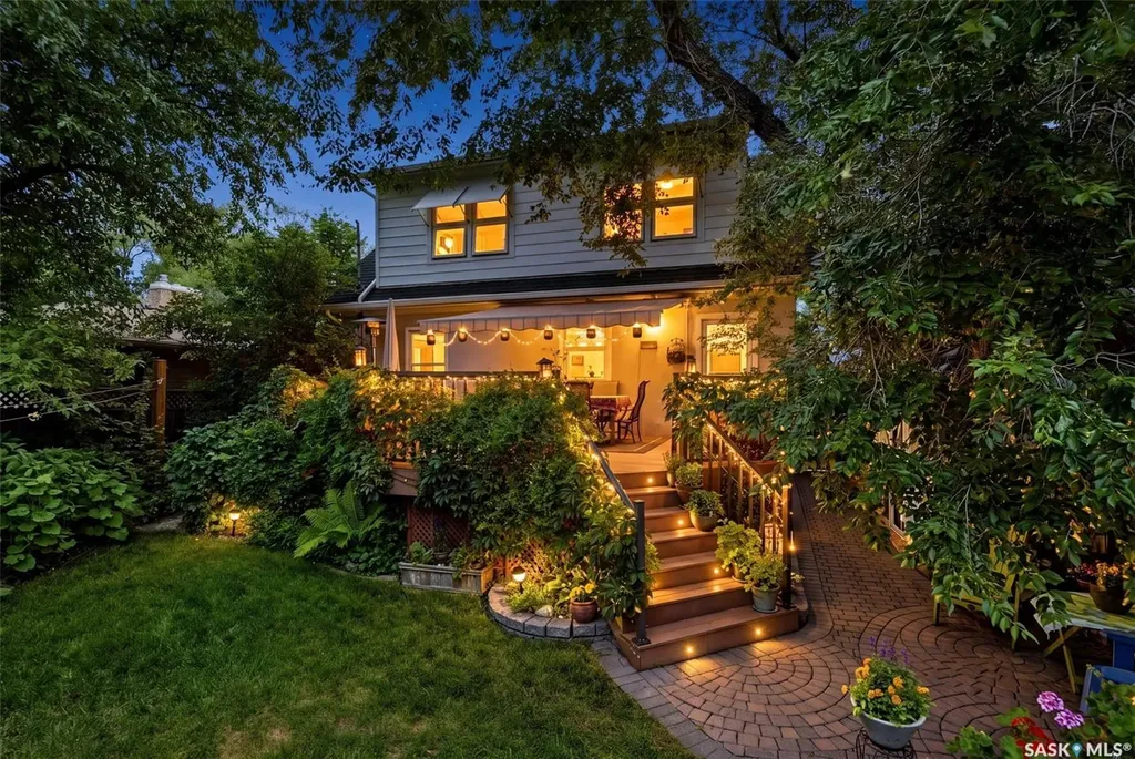 3470 Angus Street Regina SK S4S 1R2