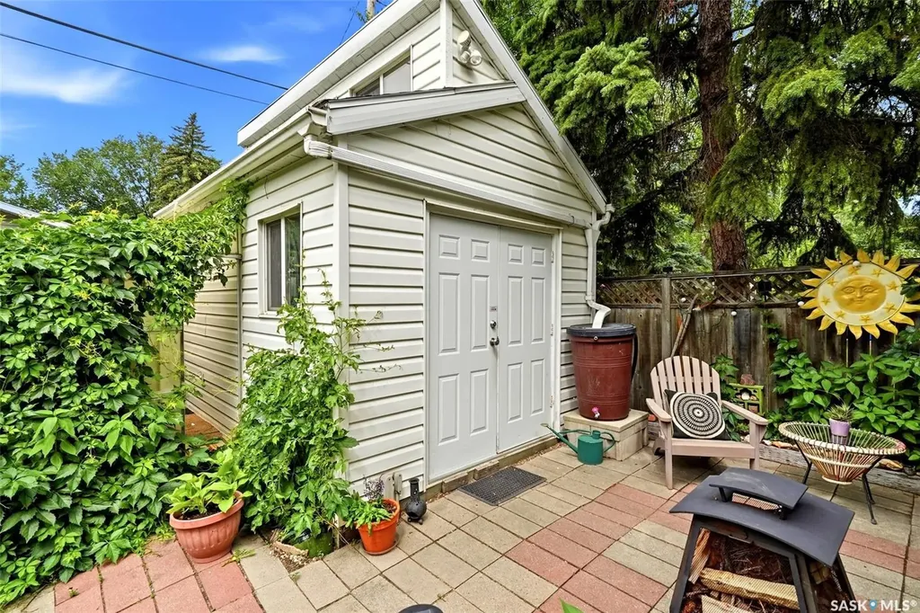 3470 Angus Street Regina SK S4S 1R2