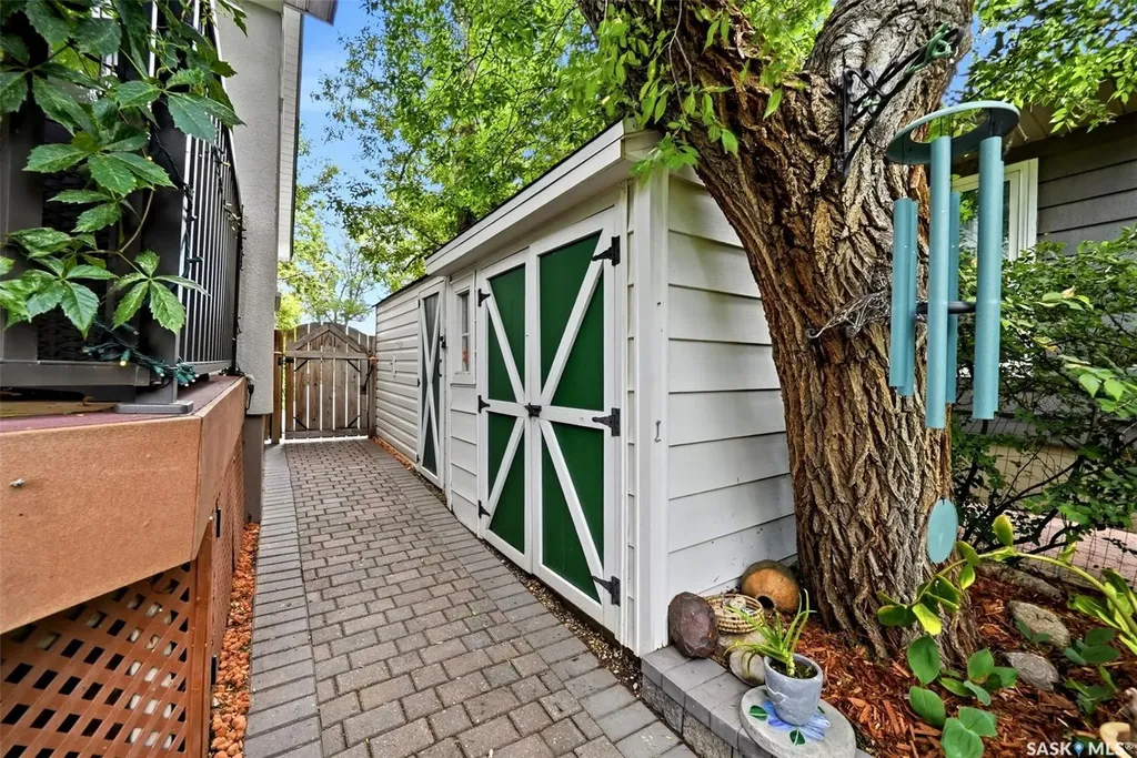 3470 Angus Street Regina SK S4S 1R2