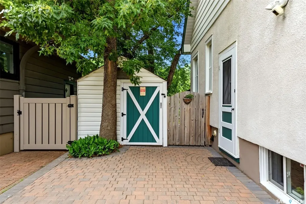3470 Angus Street Regina SK S4S 1R2
