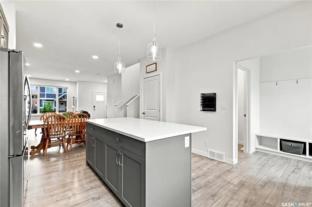 1054 Brighton Gate Saskatoon SK S7V 1S6