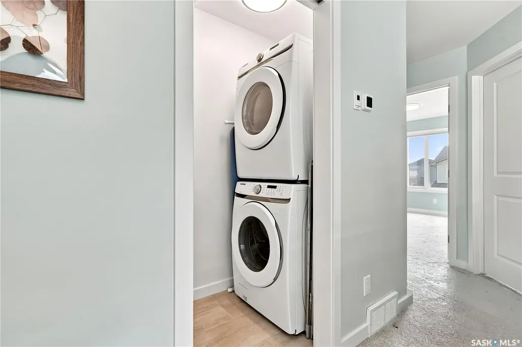 1054 Brighton Gate Saskatoon SK S7V 1S6