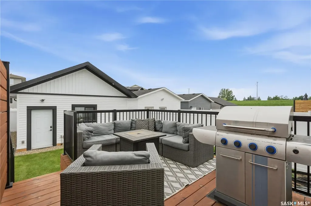 1054 Brighton Gate Saskatoon SK S7V 1S6