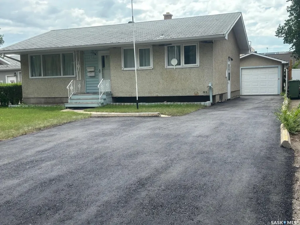 127 Walden Crescent Regina SK S4N 1L4