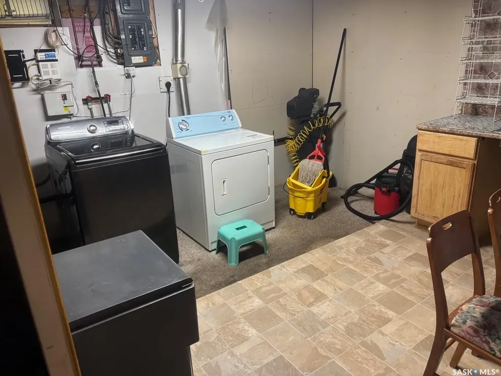 127 Walden Crescent Regina SK S4N 1L4