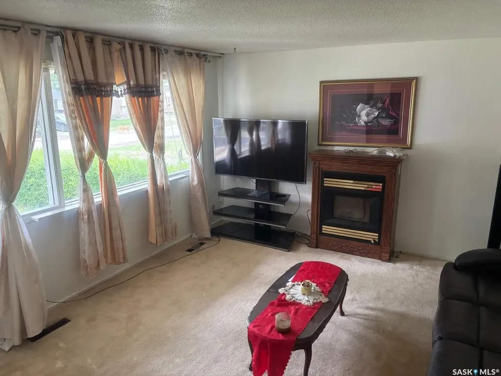 127 Walden Crescent Regina SK S4N 1L4