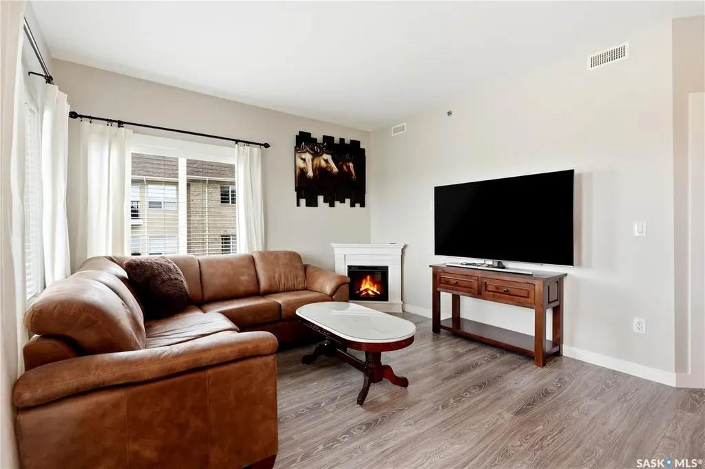 142 Pawlychenko Lane Saskatoon SK S7V 0N7