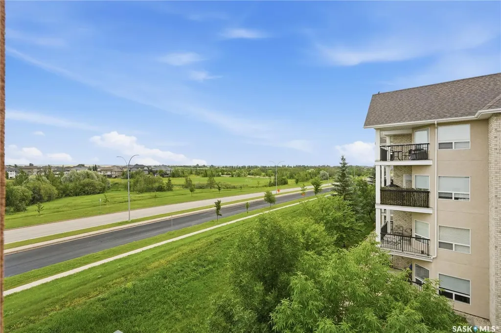 142 Pawlychenko Lane Saskatoon SK S7V 0N7