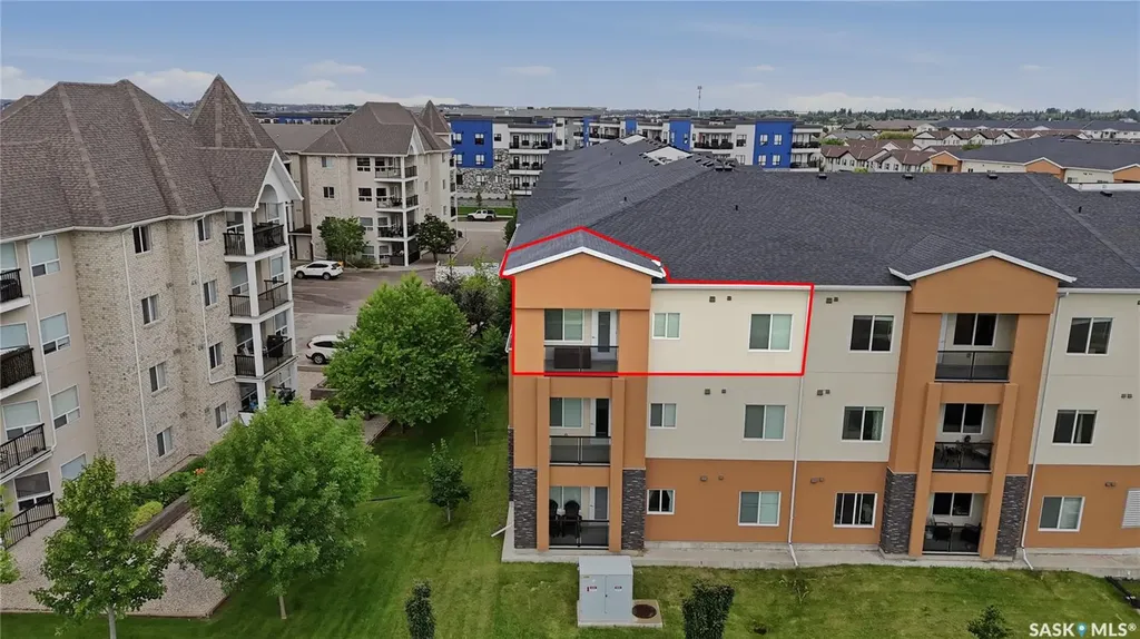 142 Pawlychenko Lane Saskatoon SK S7V 0N7
