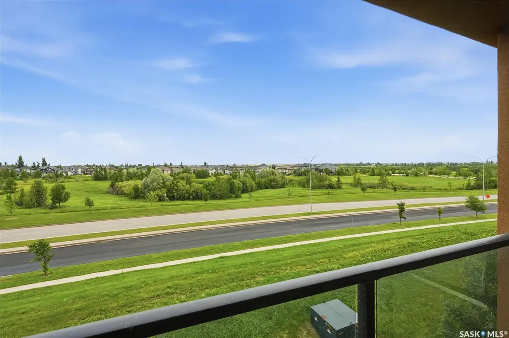 142 Pawlychenko Lane Saskatoon SK S7V 0N7