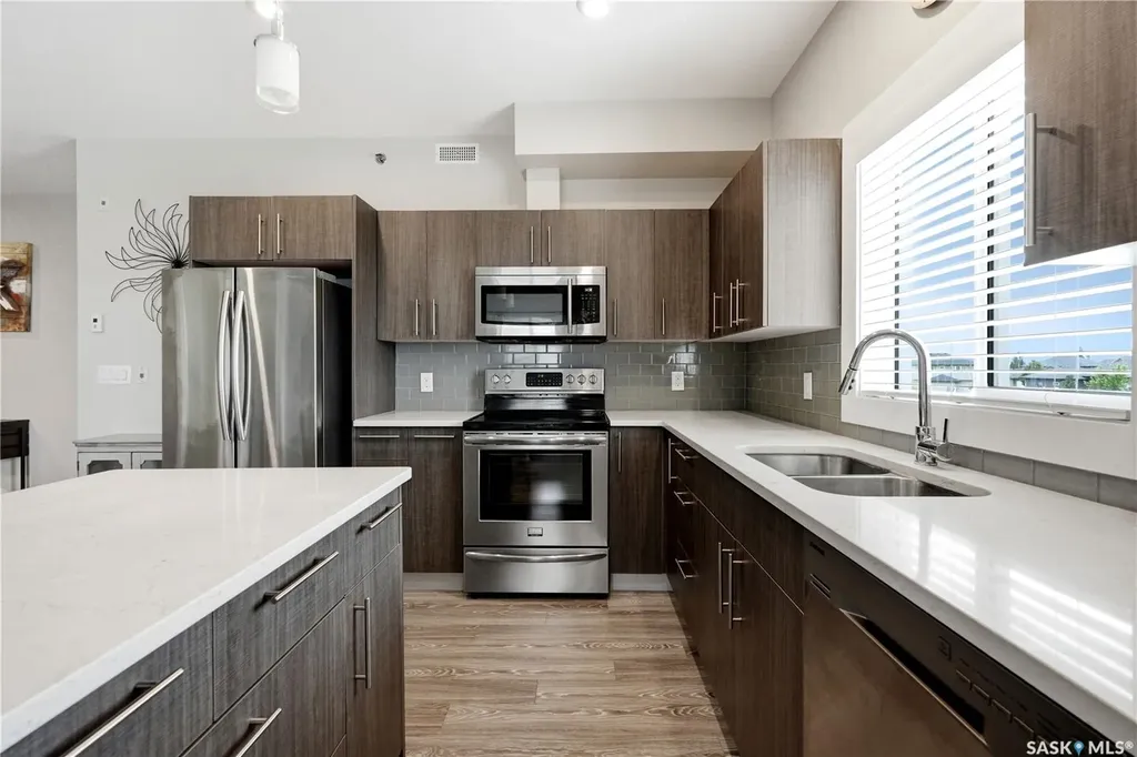 142 Pawlychenko Lane Saskatoon SK S7V 0N7