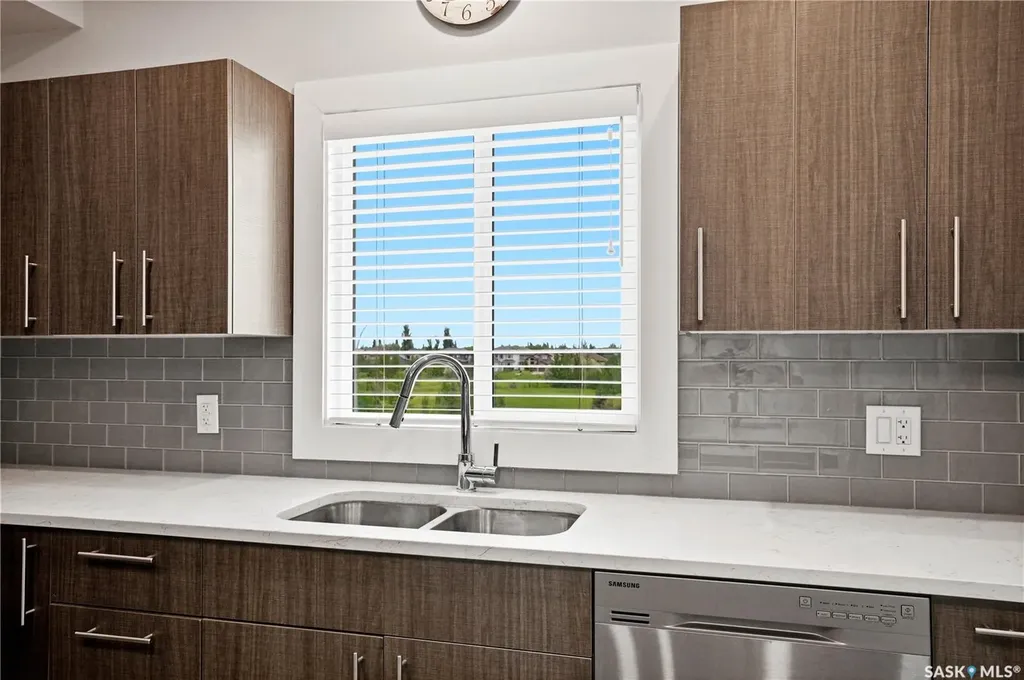 142 Pawlychenko Lane Saskatoon SK S7V 0N7