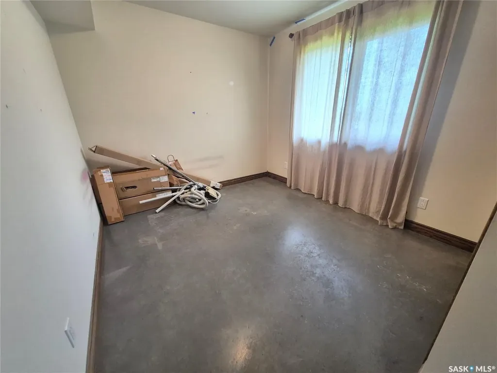 825 Geisen Street Radville SK S0C 2G0