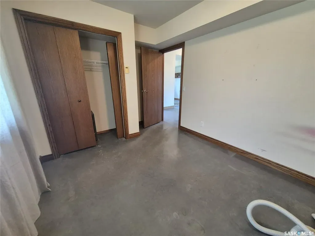 825 Geisen Street Radville SK S0C 2G0
