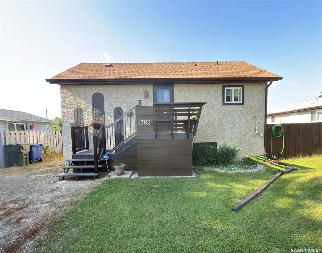 1782 14th Street W Prince Albert SK S6V 3N8