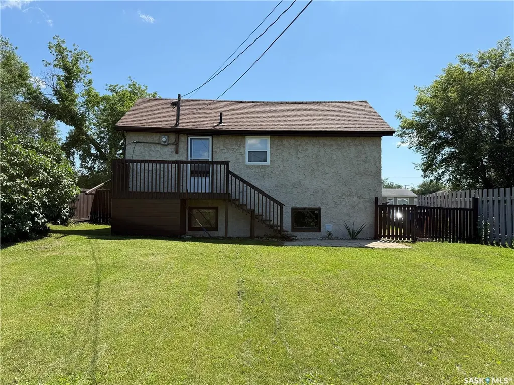 1782 14th Street W Prince Albert SK S6V 3N8