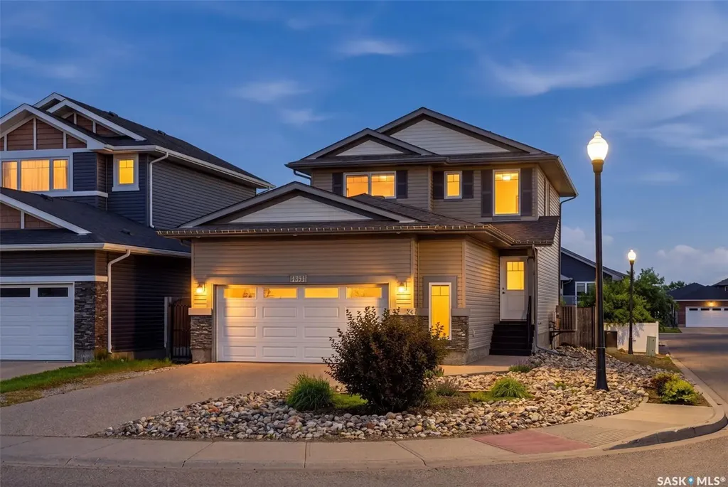 4354 Green Olive Way E Regina SK S4V 1P9