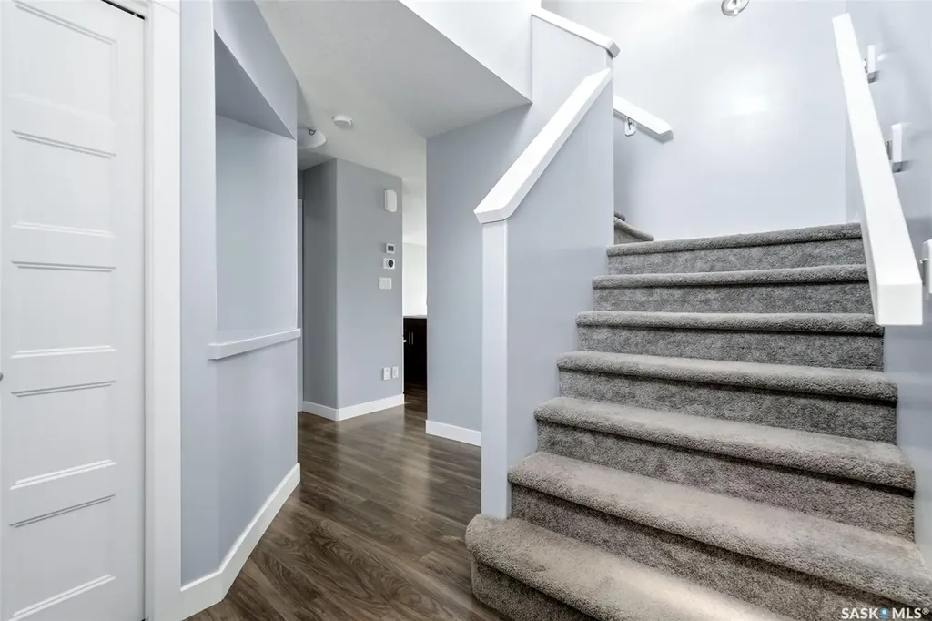 4354 Green Olive Way E Regina SK S4V 1P9