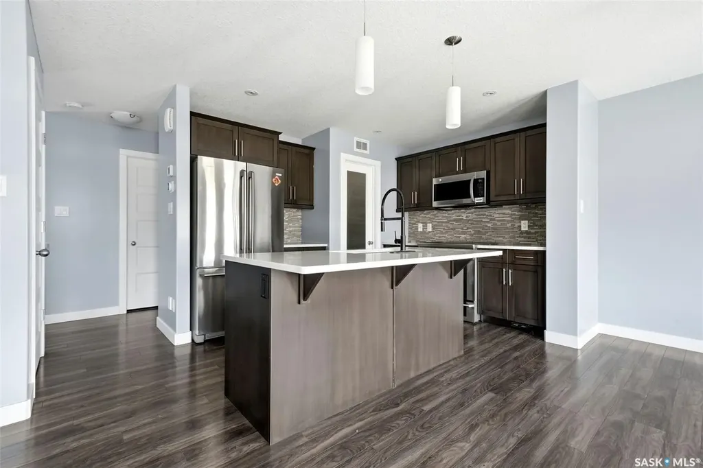 4354 Green Olive Way E Regina SK S4V 1P9