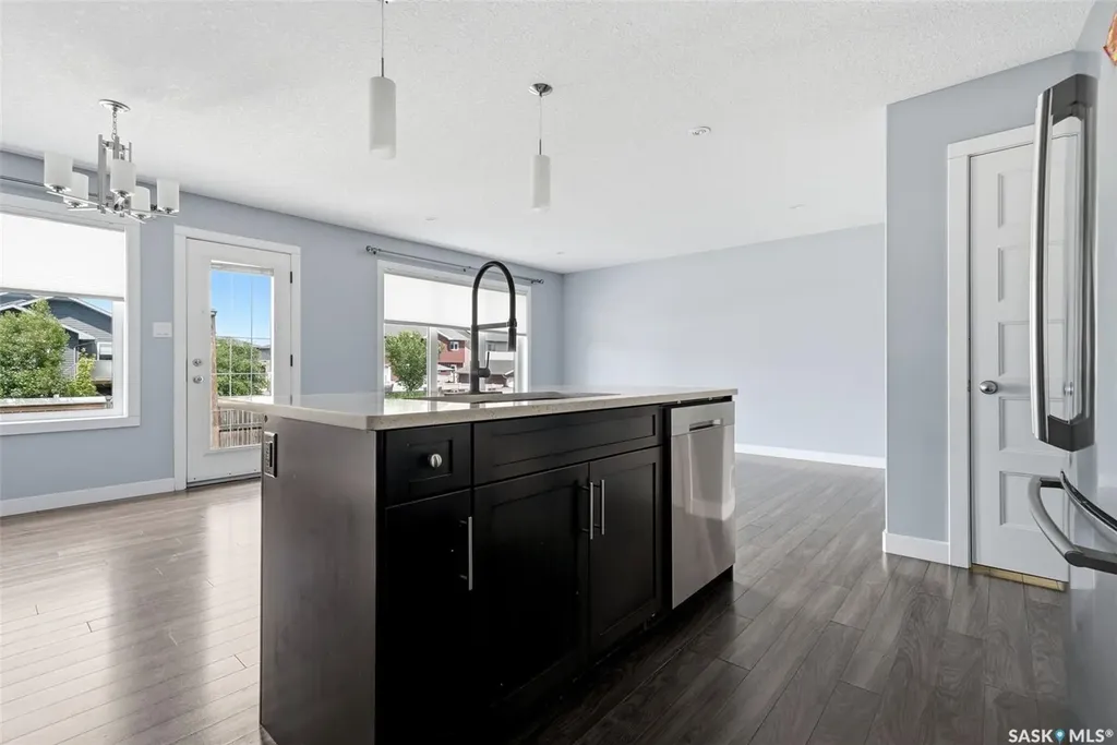 4354 Green Olive Way E Regina SK S4V 1P9