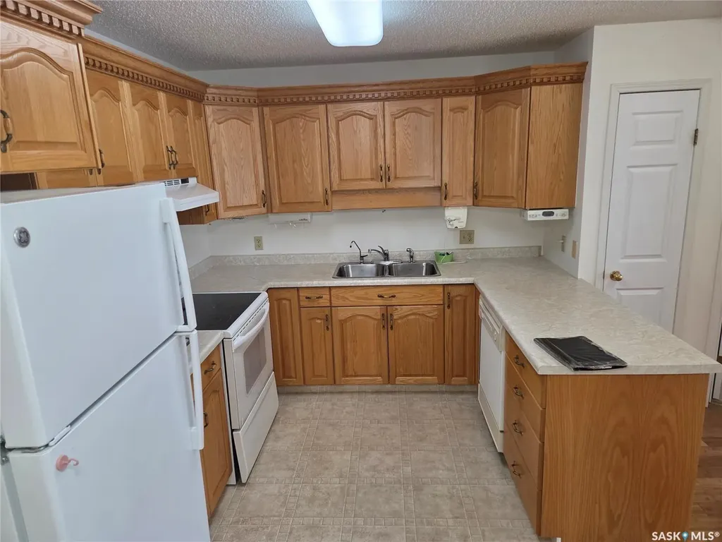 806 100a Street Tisdale SK S0E 1T0