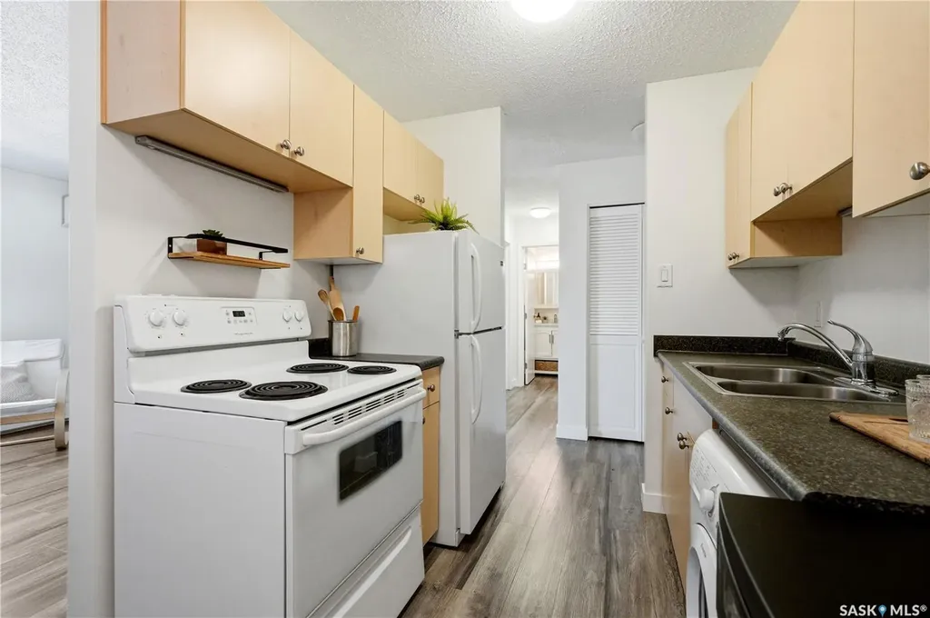 116 Acadia Court Saskatoon SK S7H 4T7