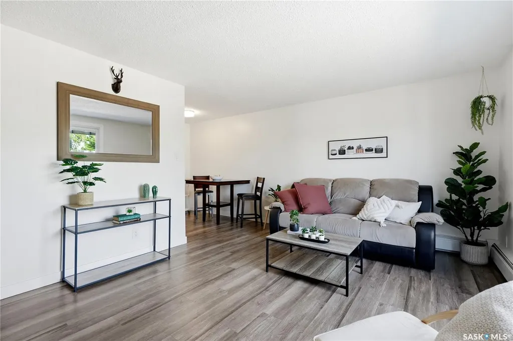 116 Acadia Court Saskatoon SK S7H 4T7
