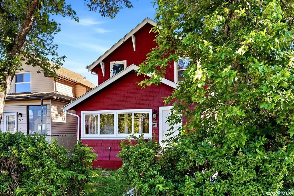 721 College Avenue Regina SK S4N 0X8