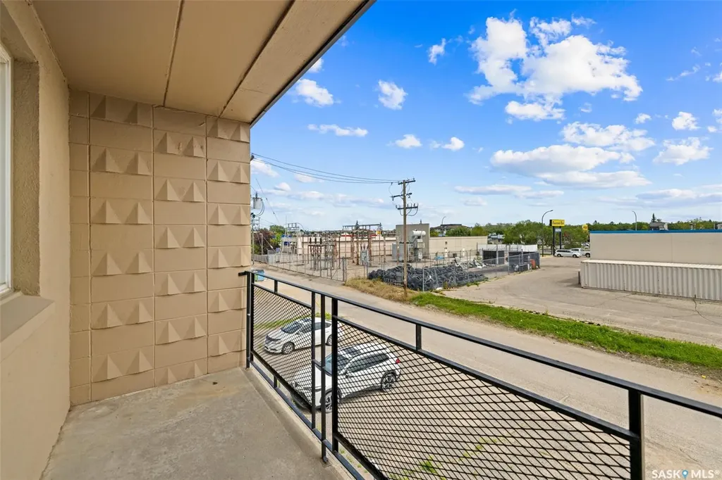2620 5th Avenue N Regina SK S4R 5E5