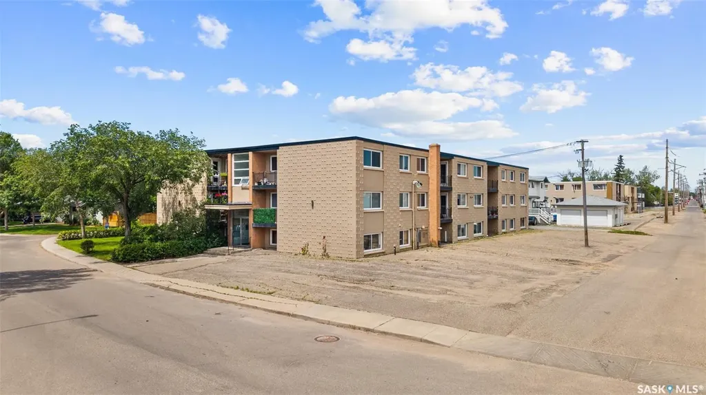 2620 5th Avenue N Regina SK S4R 5E5