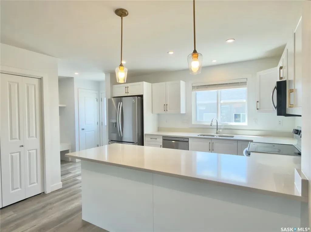 128 Westfield Road Saskatoon SK S7V 0Z9