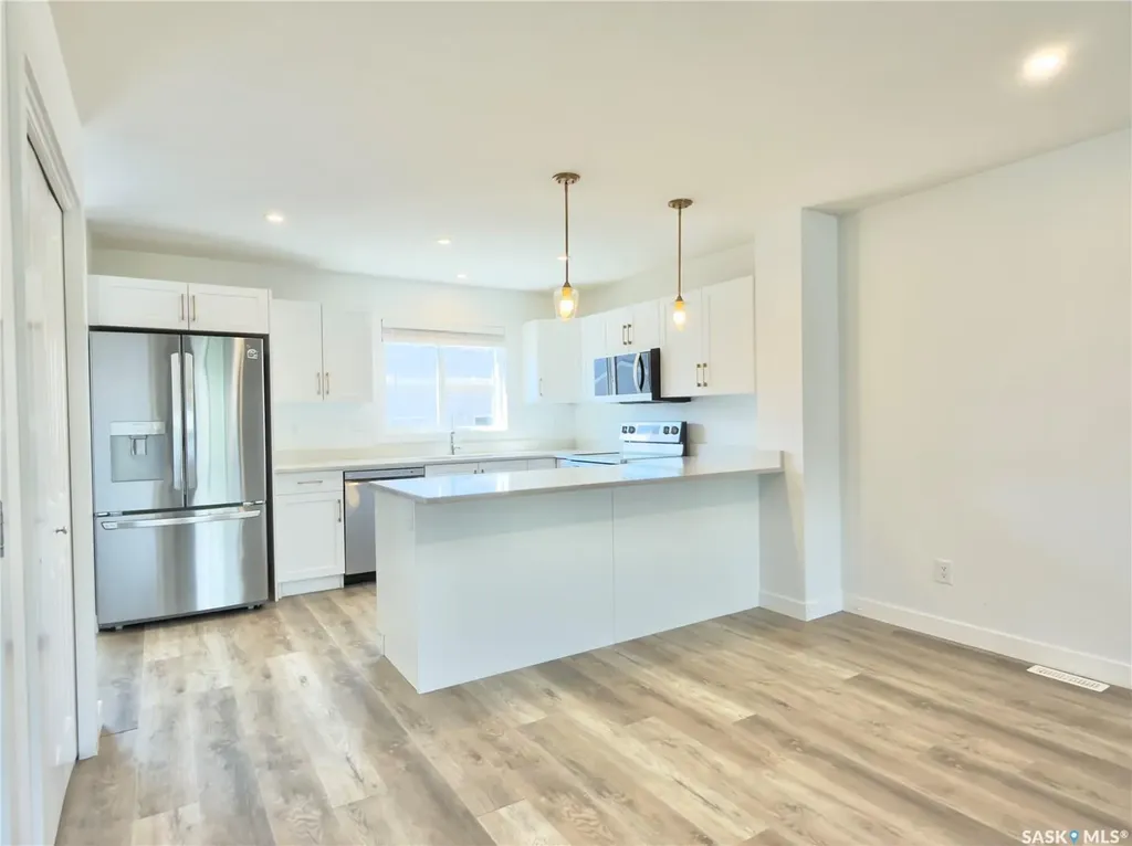 128 Westfield Road Saskatoon SK S7V 0Z9