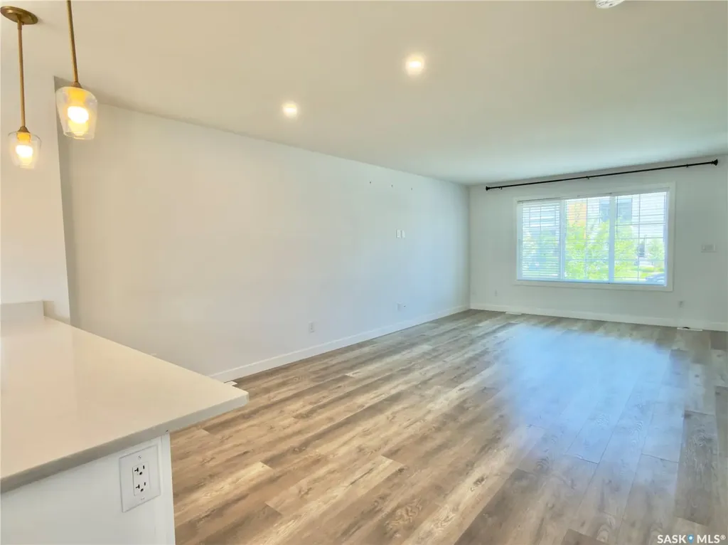 128 Westfield Road Saskatoon SK S7V 0Z9