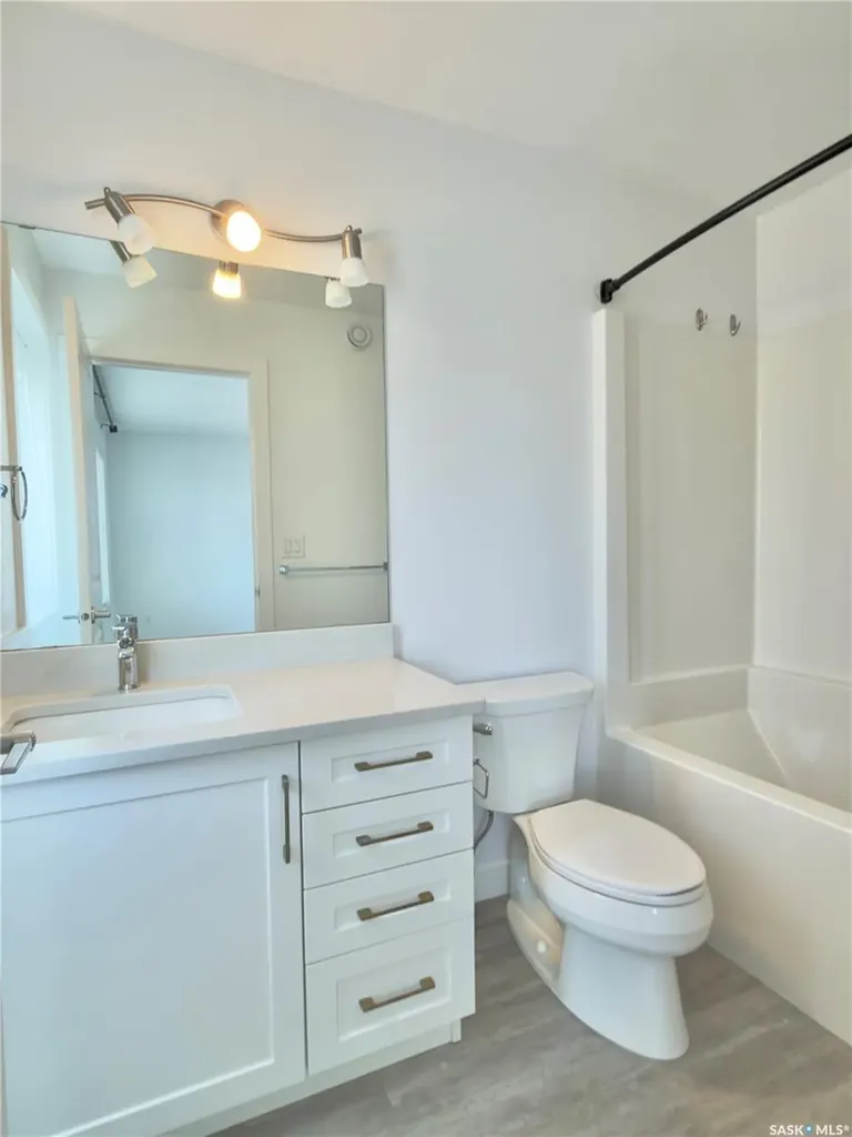 128 Westfield Road Saskatoon SK S7V 0Z9