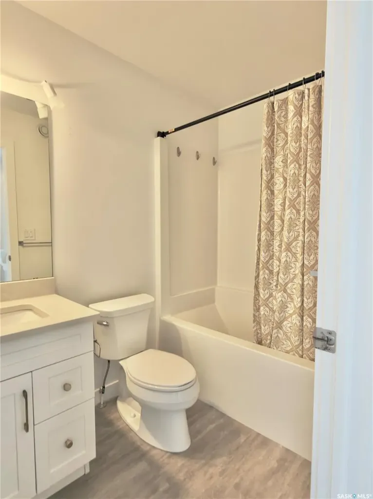 128 Westfield Road Saskatoon SK S7V 0Z9