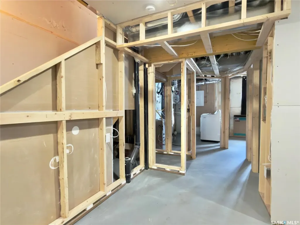 128 Westfield Road Saskatoon SK S7V 0Z9
