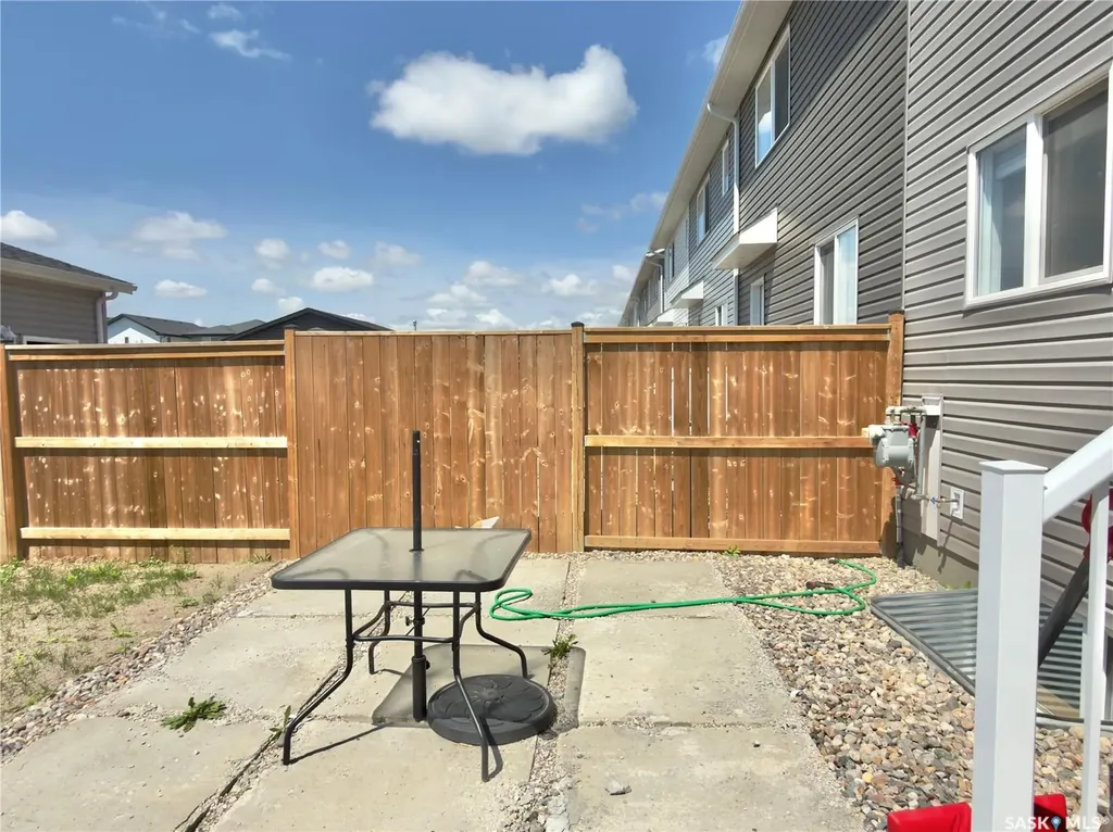 128 Westfield Road Saskatoon SK S7V 0Z9