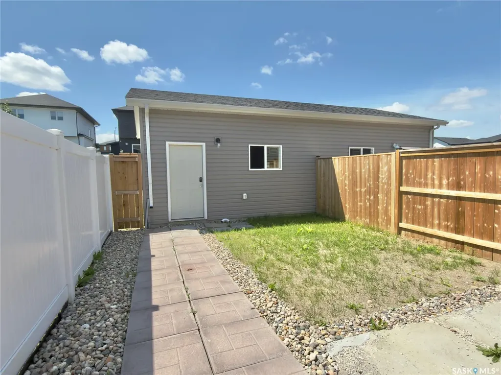 128 Westfield Road Saskatoon SK S7V 0Z9