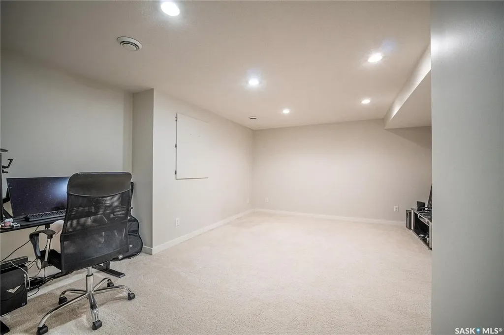 710 Gordon Road Saskatoon SK S7T 0J5