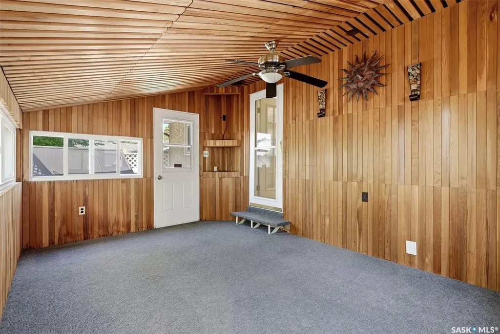 2407 Rooke Place Regina SK S4V 1T7