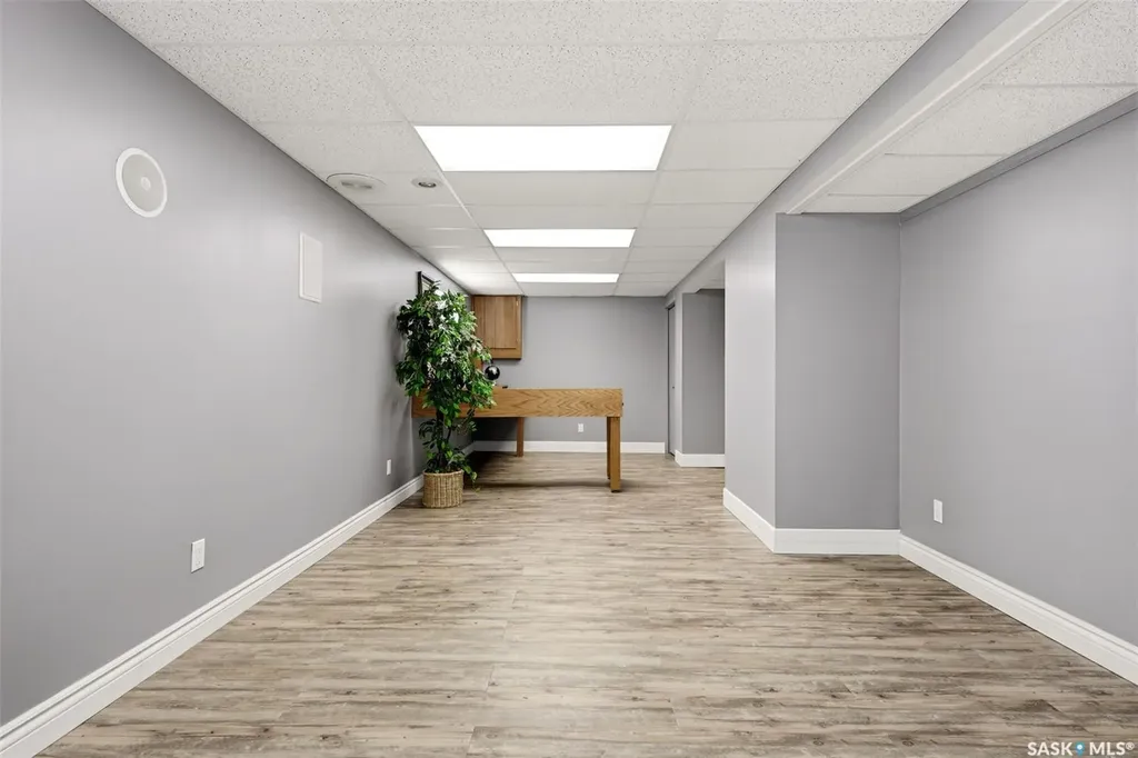 2407 Rooke Place Regina SK S4V 1T7