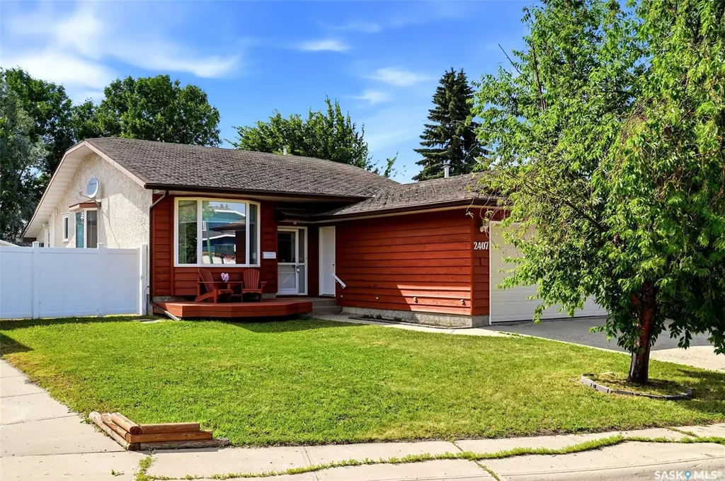 2407 Rooke Place Regina SK S4V 1T7