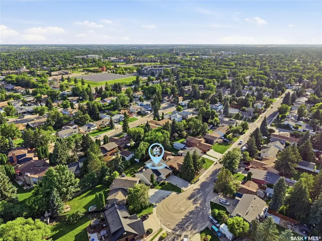 146 Highbury Place Saskatoon SK S7H 4X7