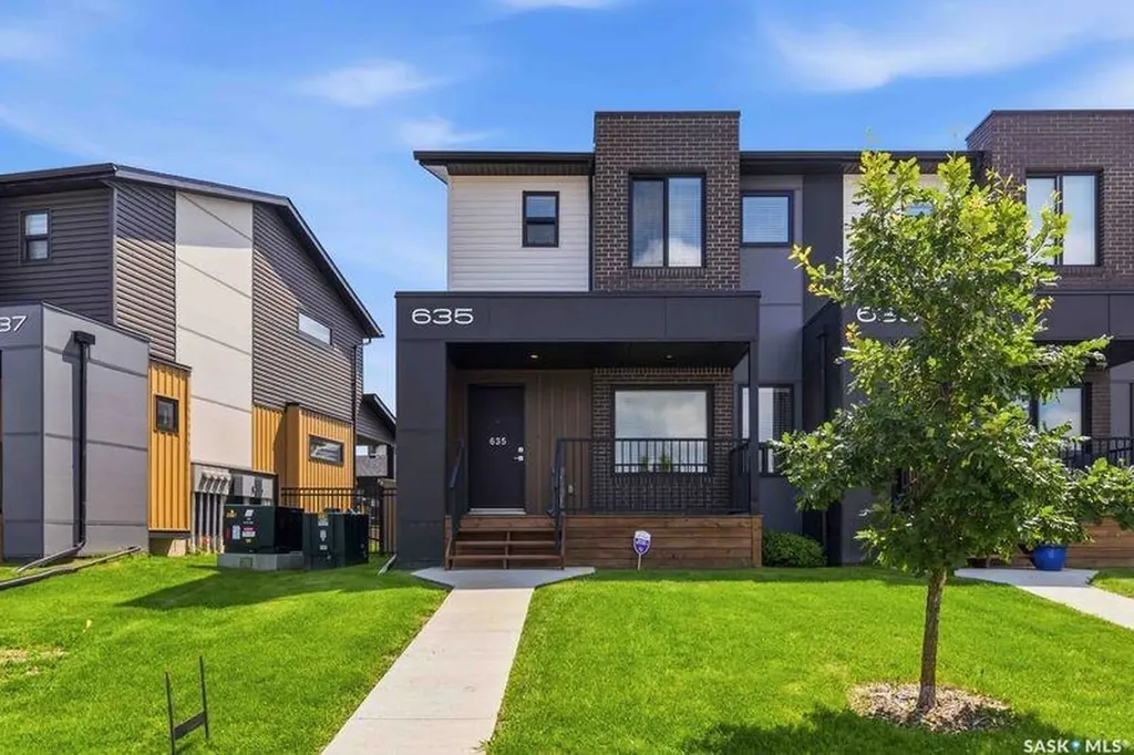 635 Evergreen Boulevard Saskatoon SK S7W 0Y7