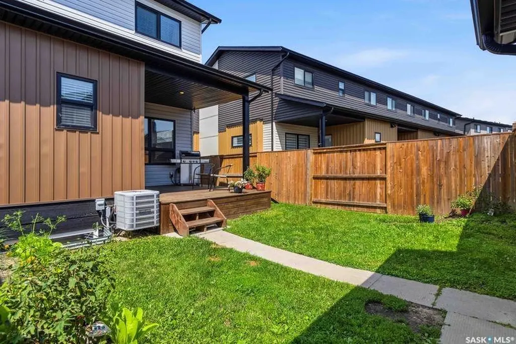 635 Evergreen Boulevard Saskatoon SK S7W 0Y7