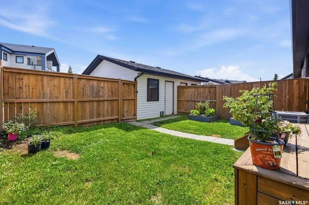 635 Evergreen Boulevard Saskatoon SK S7W 0Y7