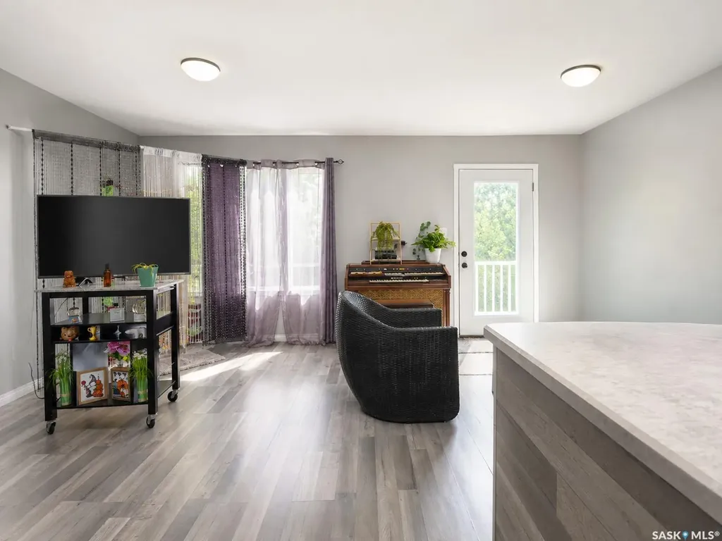 2100 Edgar Street Regina SK S4N 3K7