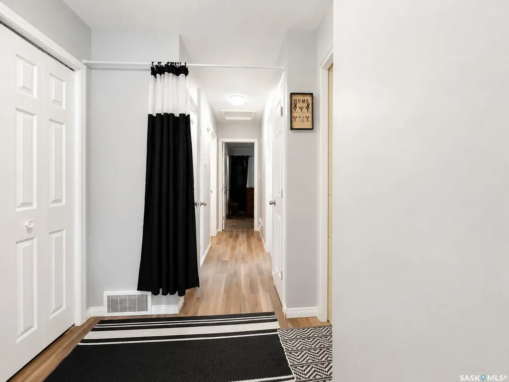 2100 Edgar Street Regina SK S4N 3K7