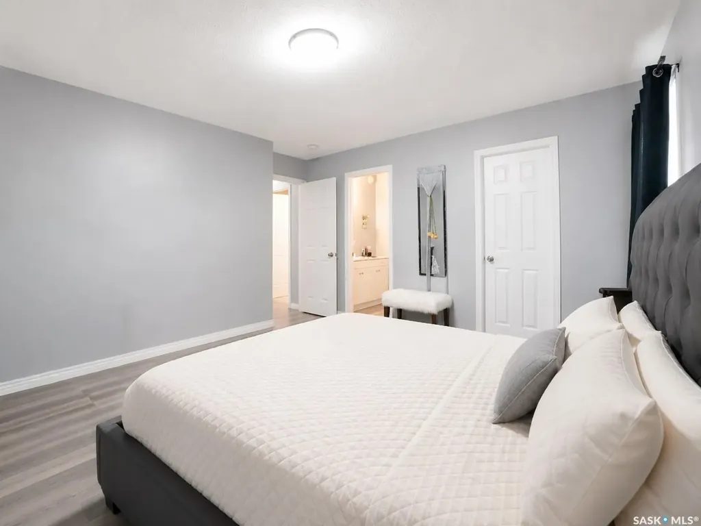 2100 Edgar Street Regina SK S4N 3K7