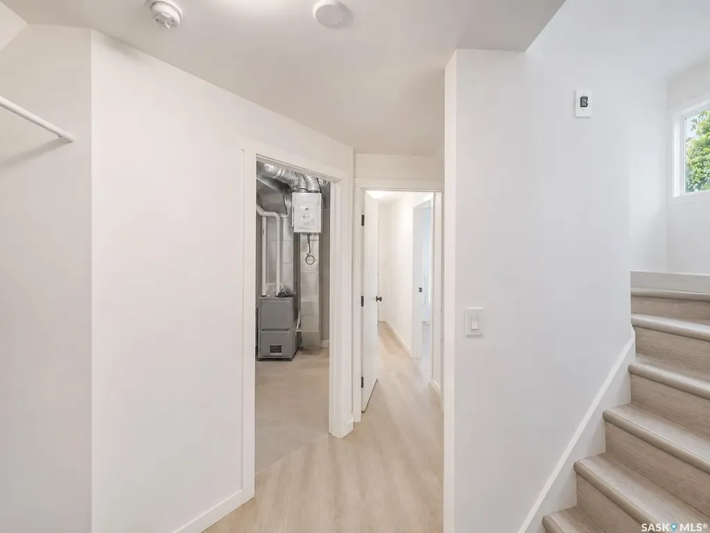 2100 Edgar Street Regina SK S4N 3K7